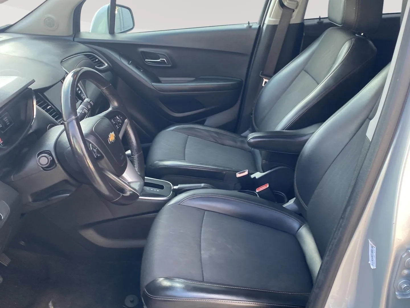 2022 Chevrolet Trax LT - Photo 14