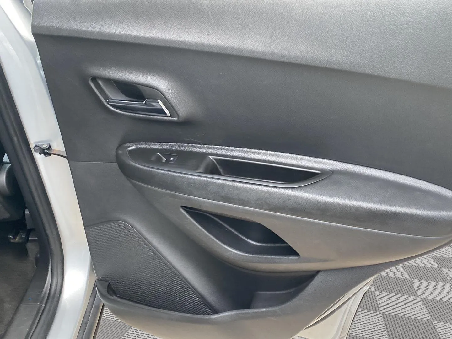 2022 Chevrolet Trax LT - Photo 28