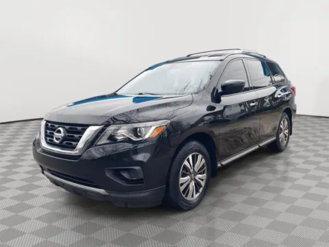 Black 2020 Nissan Pathfinder S for sale in North Charleston, SC