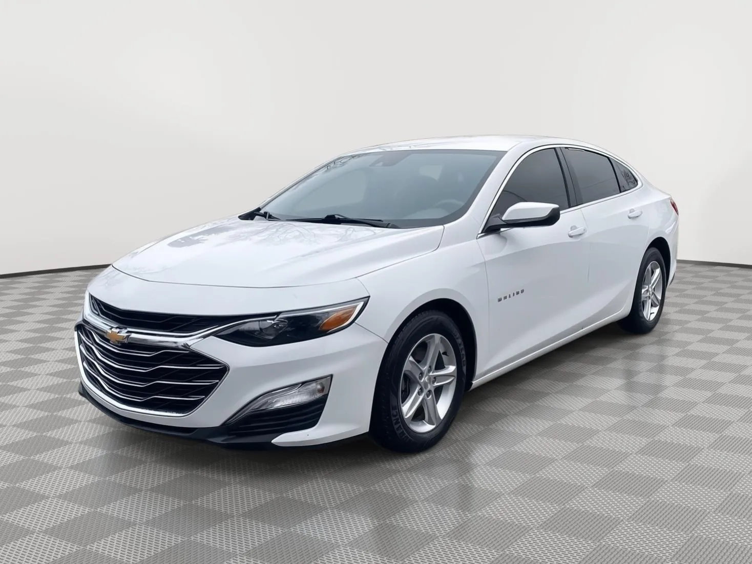White 2020 Chevrolet Malibu LS for sale in North Charleston, SC