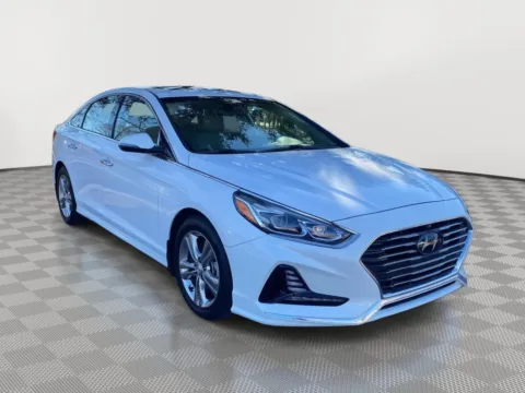 More photos of 2018 Hyundai Sonata Limited at Payless Car Sales, SC