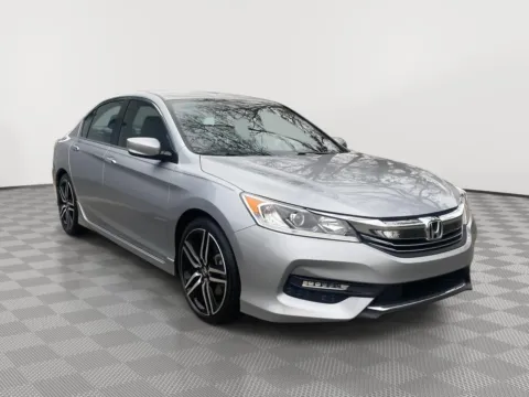 More photos of 2017 Honda Accord Sedan Sport at Payless Car Sales, SC
