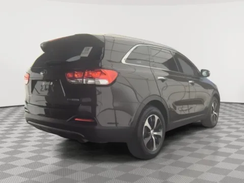 Another view of 2018 Kia Sorento EX for sale in North Charleston, SC at Payless Car Sales