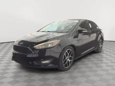 Black 2018 Ford Focus SEL for sale in North Charleston, SC