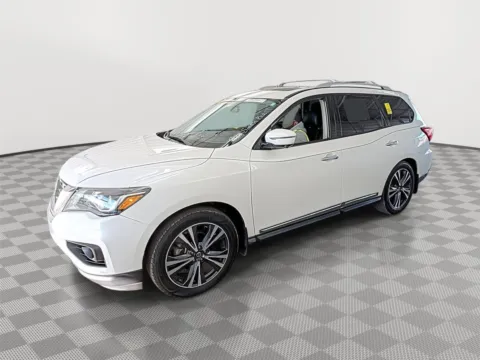 White 2020 Nissan Pathfinder Platinum for sale in North Charleston, SC