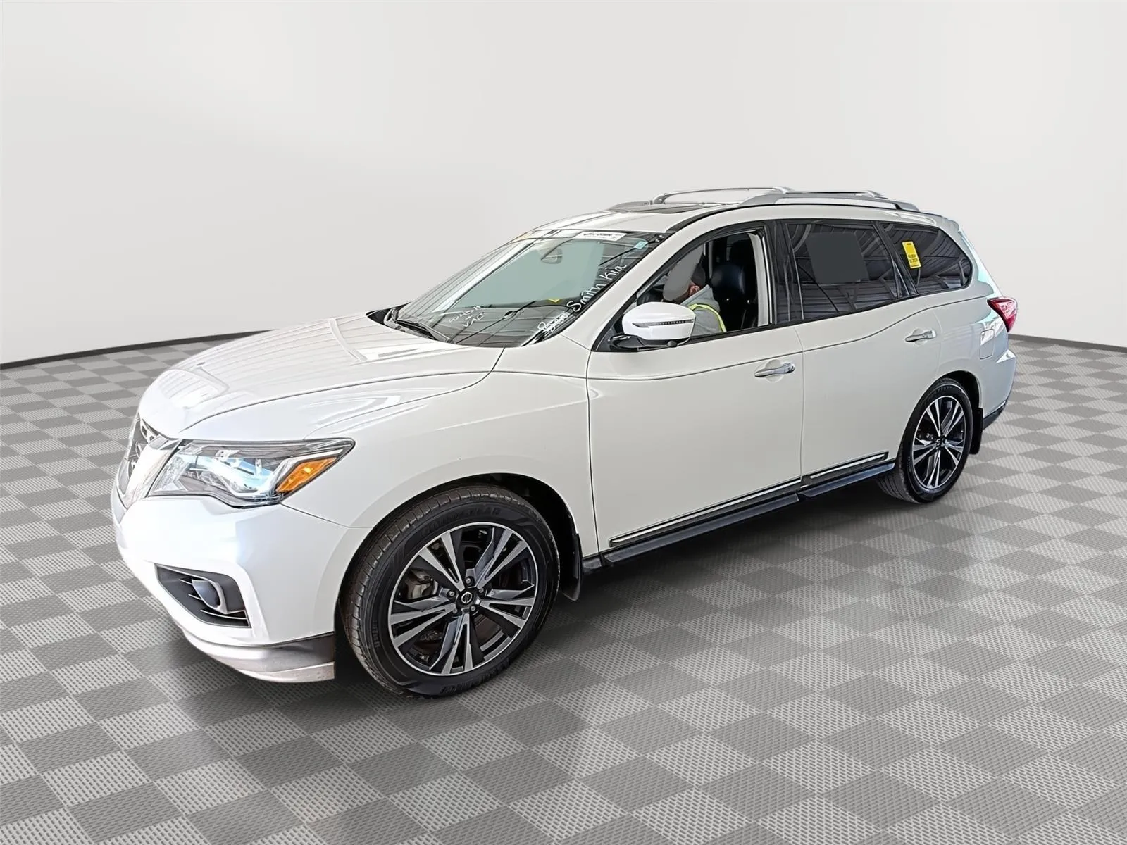 White 2020 Nissan Pathfinder Platinum for sale in North Charleston, SC