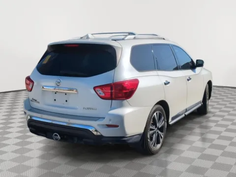 More photos of 2020 Nissan Pathfinder Platinum at Payless Car Sales, SC