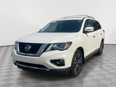 White 2020 Nissan Pathfinder Platinum for sale in North Charleston, SC