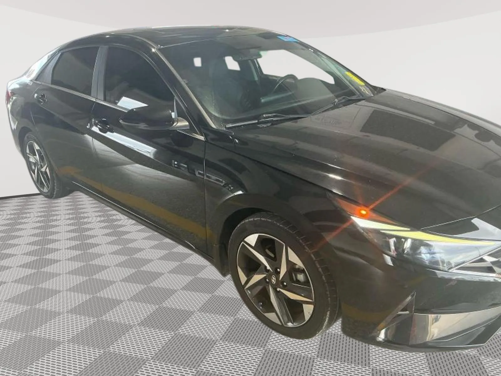 Black 2022 Hyundai Elantra Limited Sedan 4D for sale in North Charleston, SC