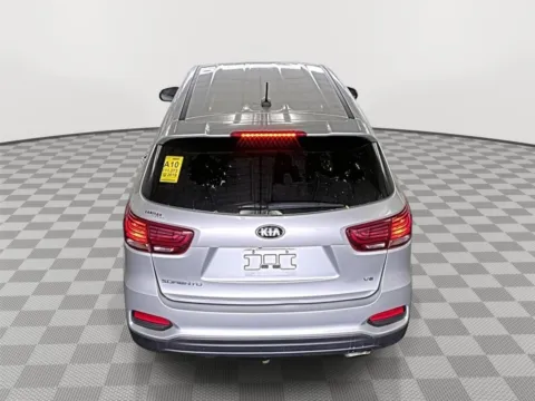 More photos of 2019 Kia Sorento LX V6 at Payless Car Sales, SC