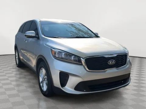 More photos of 2019 Kia Sorento LX V6 at Payless Car Sales, SC