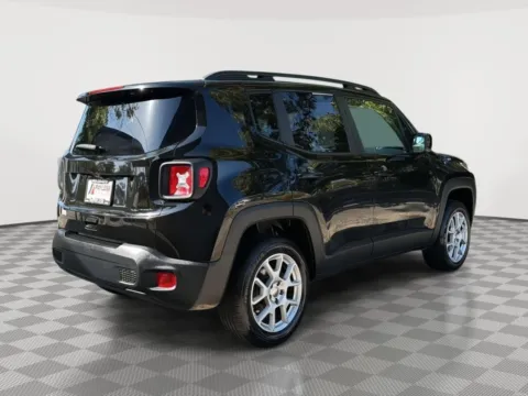 More photos of 2020 Jeep Renegade Latitude at Payless Car Sales, SC