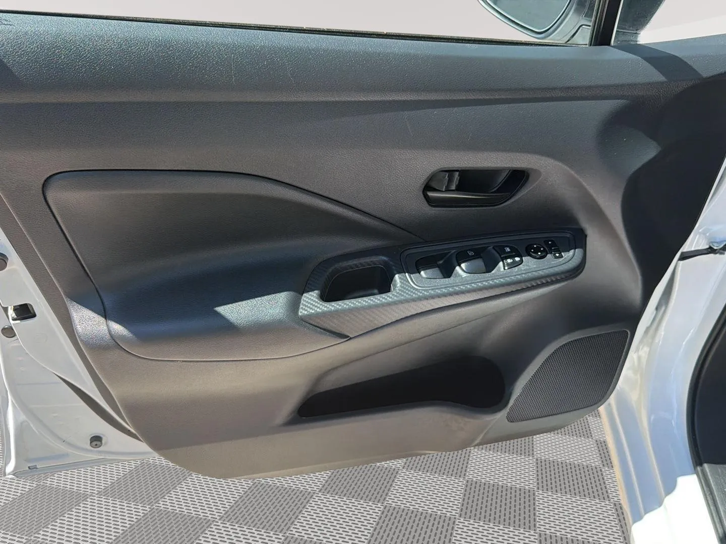 2024 Nissan Versa Sedan S - Photo 14