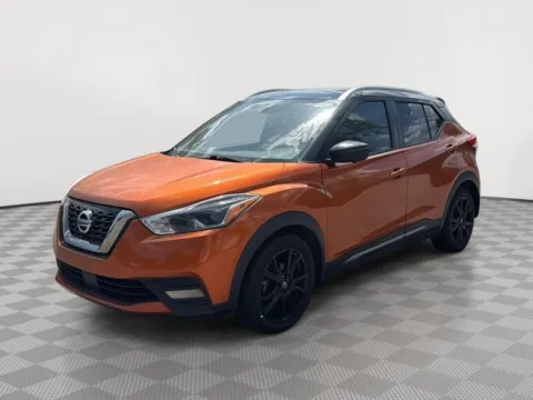 Orange 2020 Nissan Kicks SR for sale in North Charleston, SC