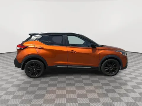 More photos of 2020 Nissan Kicks SR at Payless Car Sales, SC