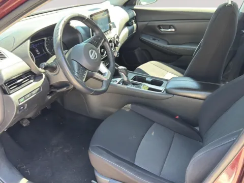 More photos of 2020 Nissan Sentra SV at Payless Car Sales, SC