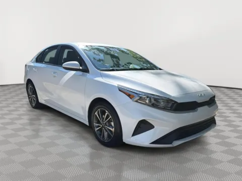 More photos of 2024 Kia Forte LXS at Payless Car Sales, SC