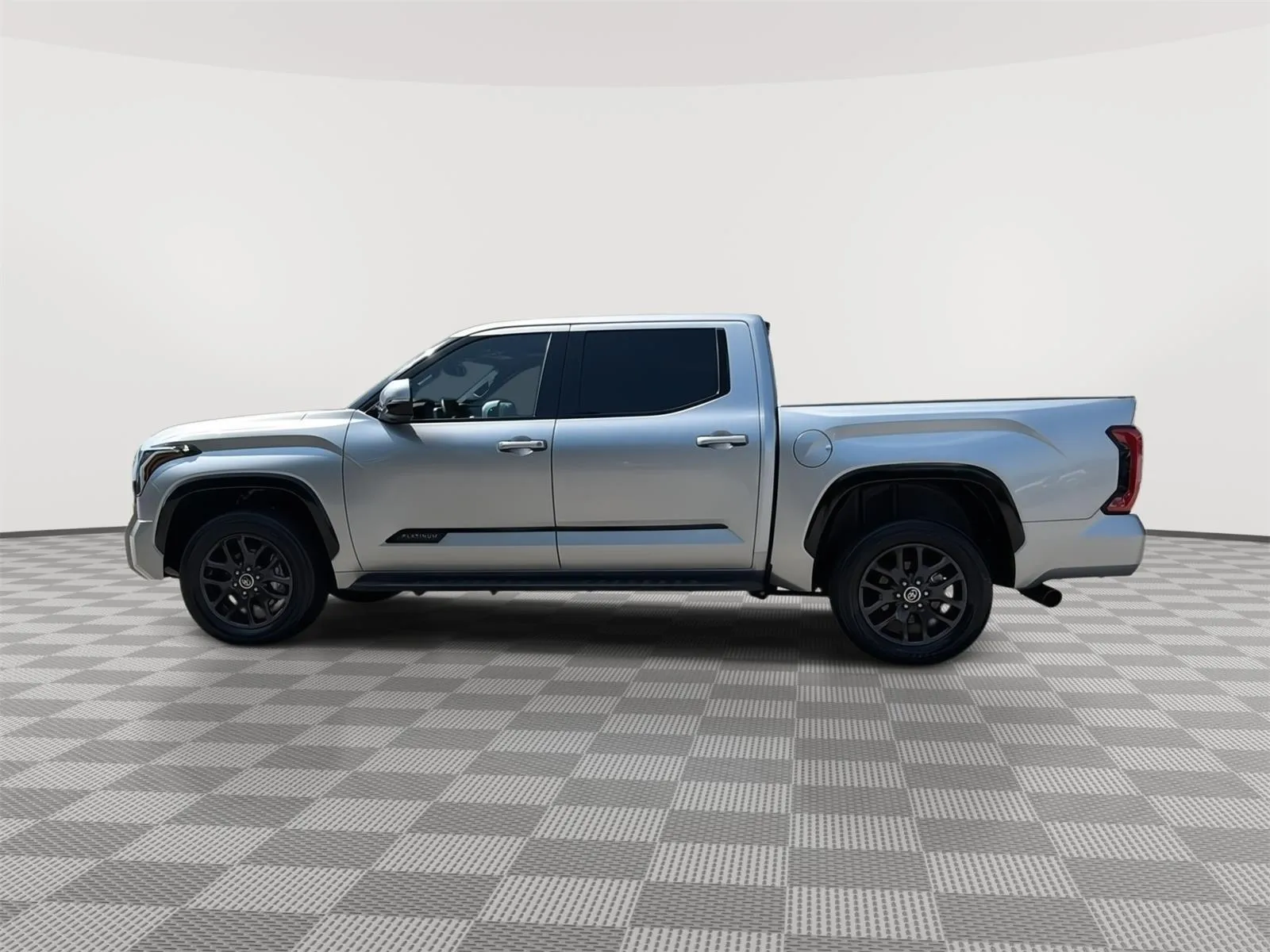 2023 Toyota Tundra Platinum - Photo 11