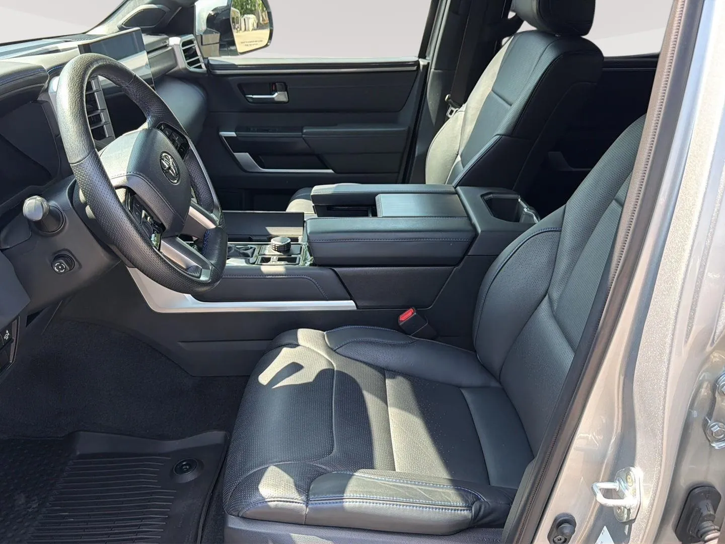 2023 Toyota Tundra Platinum - Photo 17