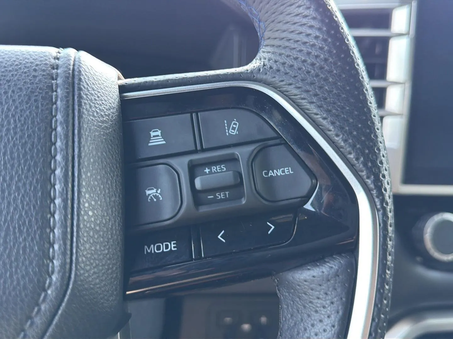 2023 Toyota Tundra Platinum - Photo 22