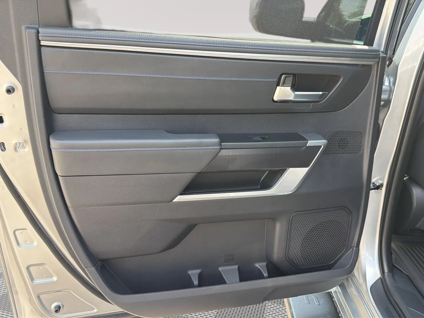 2023 Toyota Tundra Platinum - Photo 30
