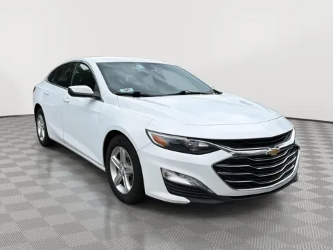 More photos of 2022 Chevrolet Malibu LT at Payless Car Sales, SC