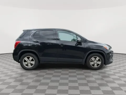 More photos of 2020 Chevrolet Trax LS at Payless Car Sales, SC