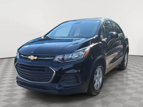Black 2020 Chevrolet Trax LS for sale in North Charleston, SC