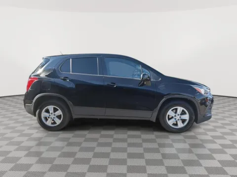 More photos of 2020 Chevrolet Trax LS at Payless Car Sales, SC