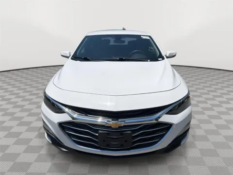 Photos of 2022 Chevrolet Malibu LT for sale in North Charleston, SC at Payless Car Sales