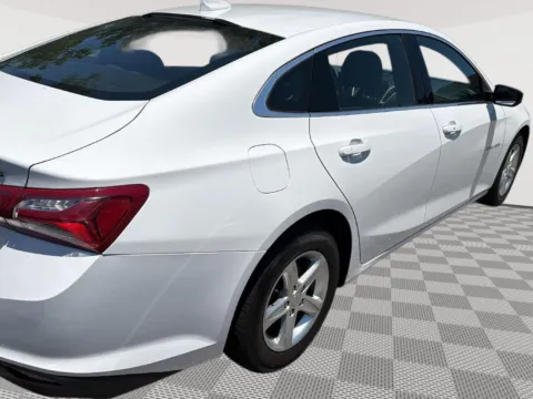 More photos of 2022 Chevrolet Malibu LT at Payless Car Sales, SC