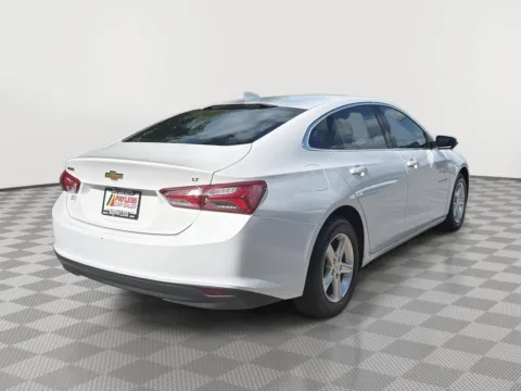 More photos of 2022 Chevrolet Malibu LT at Payless Car Sales, SC