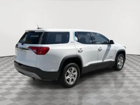 More photos of 2019 GMC Acadia SLE at Payless Car Sales, SC