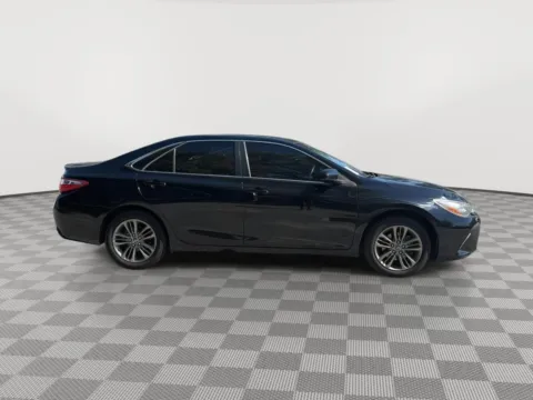 More photos of 2017 Toyota Camry SE at Payless Car Sales, SC