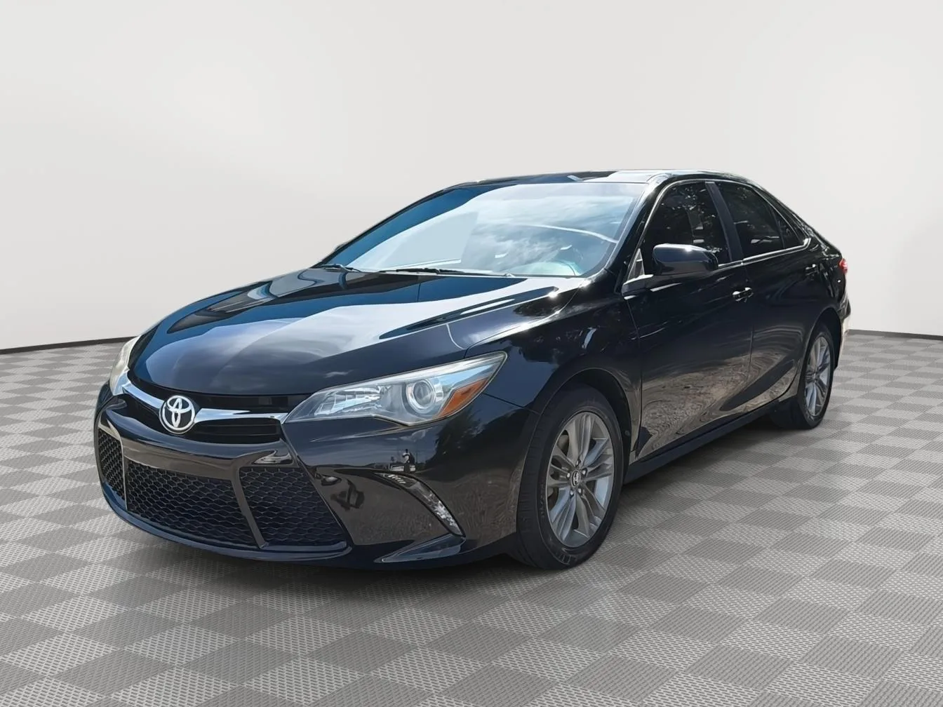 2017 Toyota Camry 2.5 Auto SE's photo