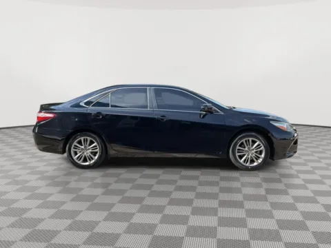 More photos of 2017 Toyota Camry SE at Payless Car Sales, SC
