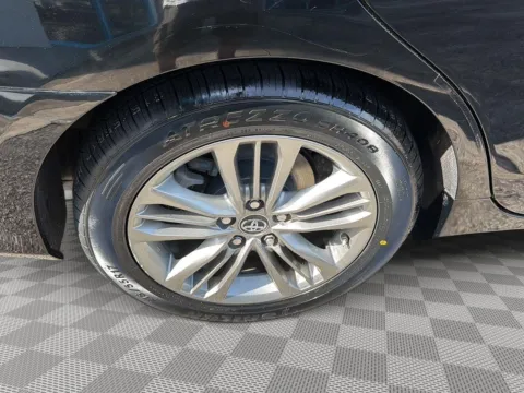More photos of 2017 Toyota Camry SE at Payless Car Sales, SC