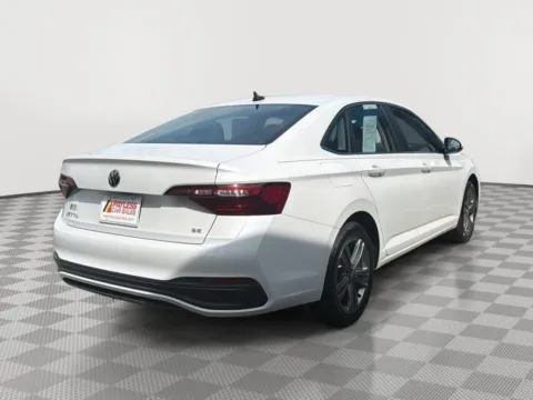 More photos of 2023 Volkswagen Jetta SE at Payless Car Sales, SC