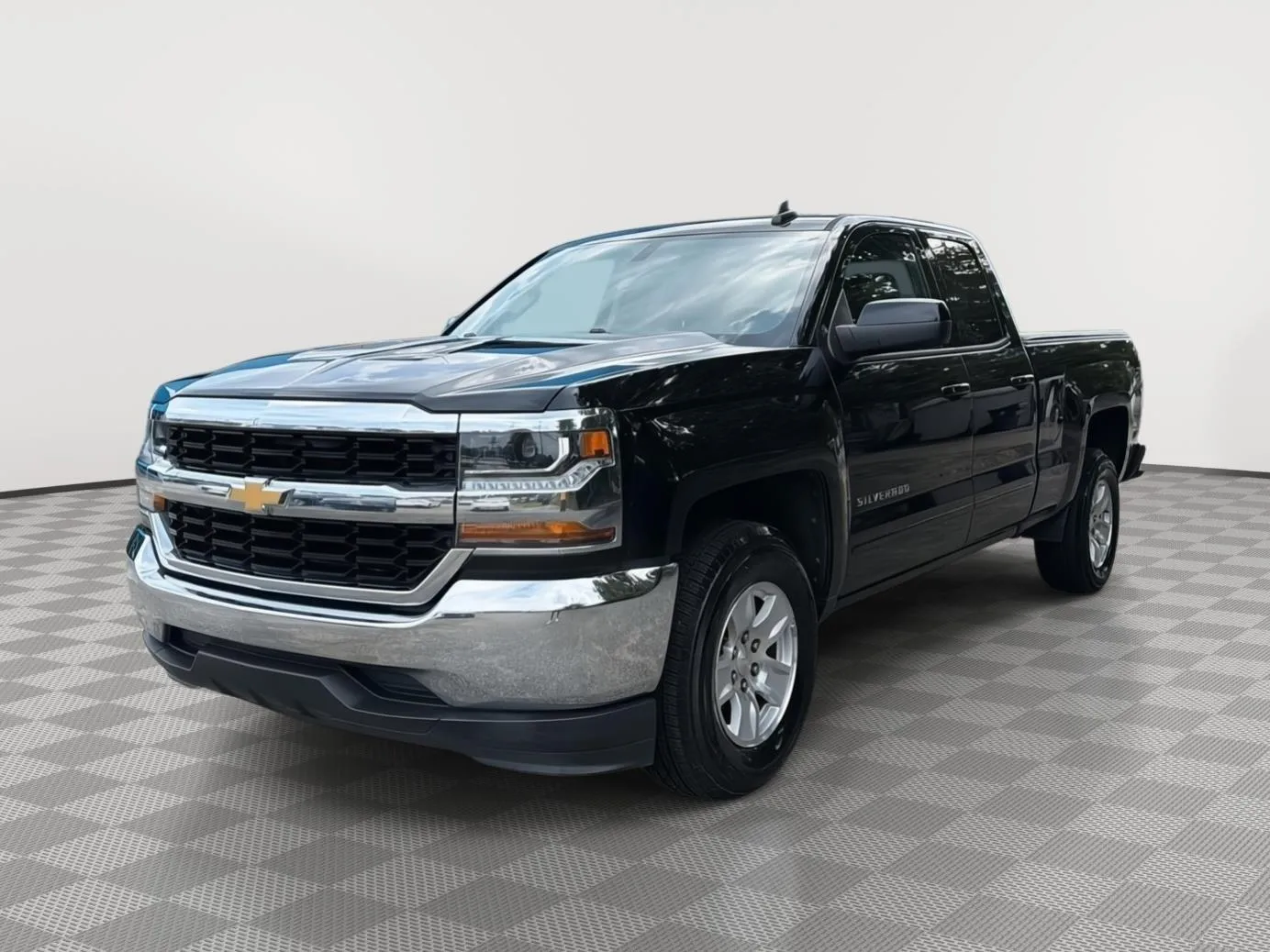 Black 2019 Chevrolet Silverado 1500 LD LT for sale in North Charleston, SC
