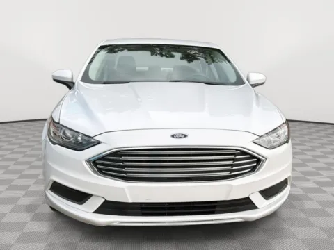 Photos of 2018 Ford Fusion SE for sale in North Charleston, SC at Payless Car Sales