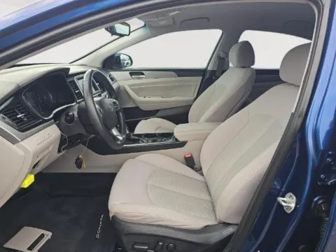 More photos of 2018 Hyundai Sonata SEL at Payless Car Sales, SC