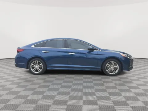 More photos of 2018 Hyundai Sonata SEL at Payless Car Sales, SC