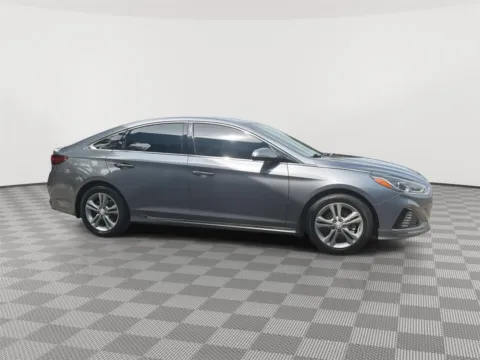 More photos of 2018 Hyundai Sonata Sport at Payless Car Sales, SC