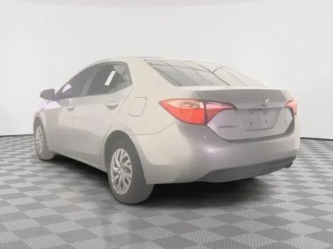 More photos of 2018 Toyota Corolla LE at Payless Car Sales, SC
