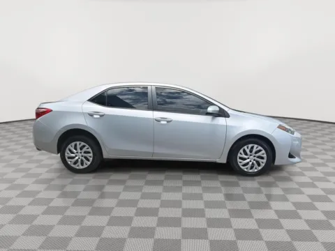 More photos of 2018 Toyota Corolla LE at Payless Car Sales, SC