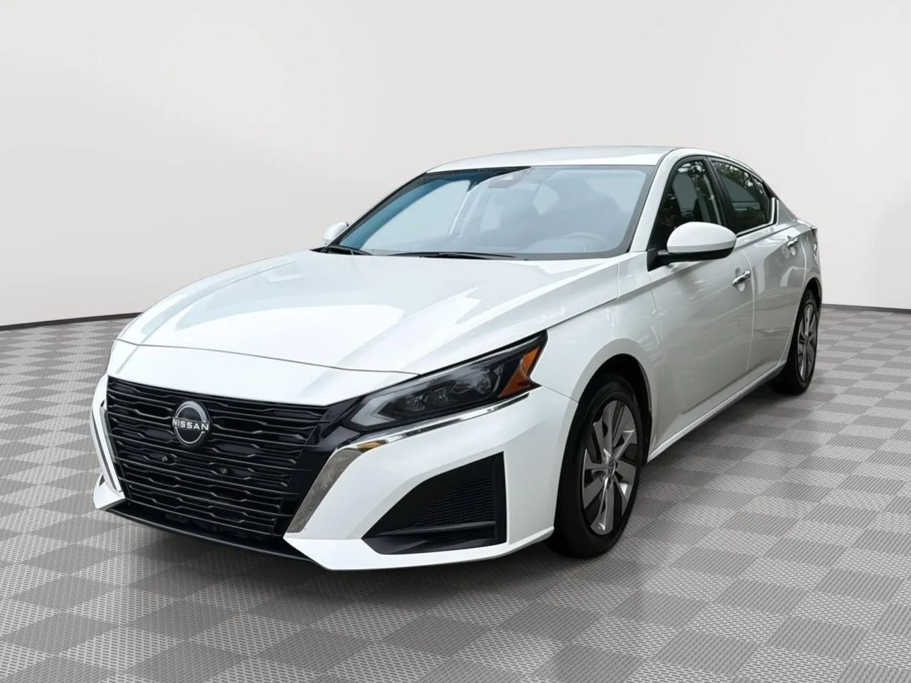 White 2023 Nissan Altima 2.5 S for sale in North Charleston, SC