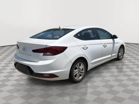 More photos of 2020 Hyundai Elantra SEL at Payless Car Sales, SC