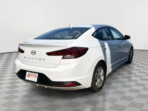 More photos of 2020 Hyundai Elantra SEL at Payless Car Sales, SC