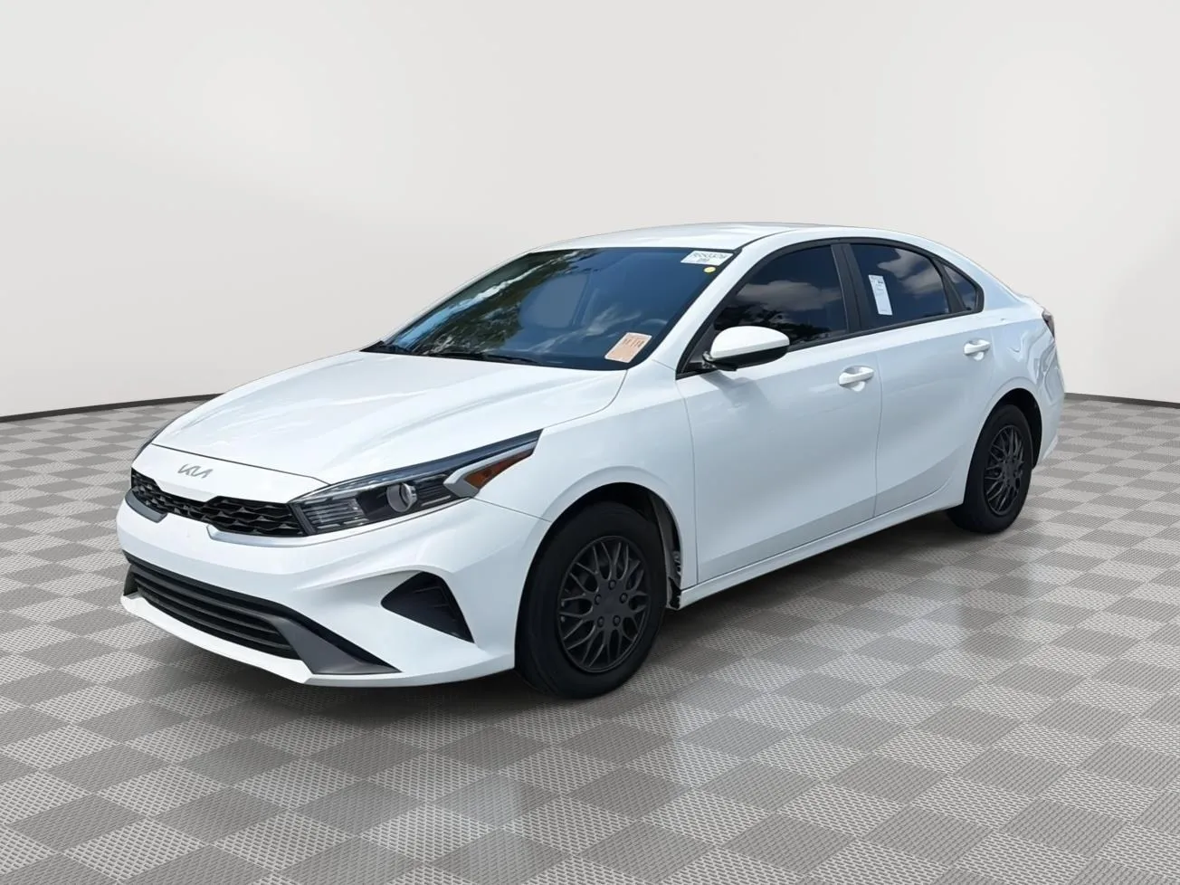White 2024 Kia Forte LX for sale in North Charleston, SC