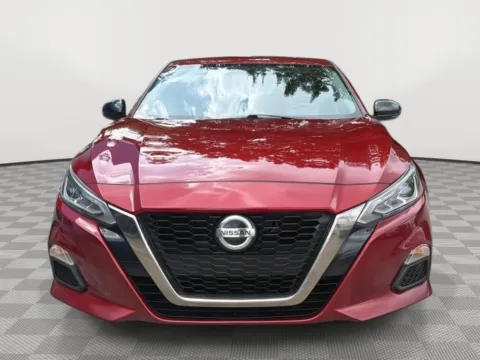Photos of 2019 Nissan Altima 2.5 SR Sedan 4D for sale in North Charleston, SC at Payless Car Sales